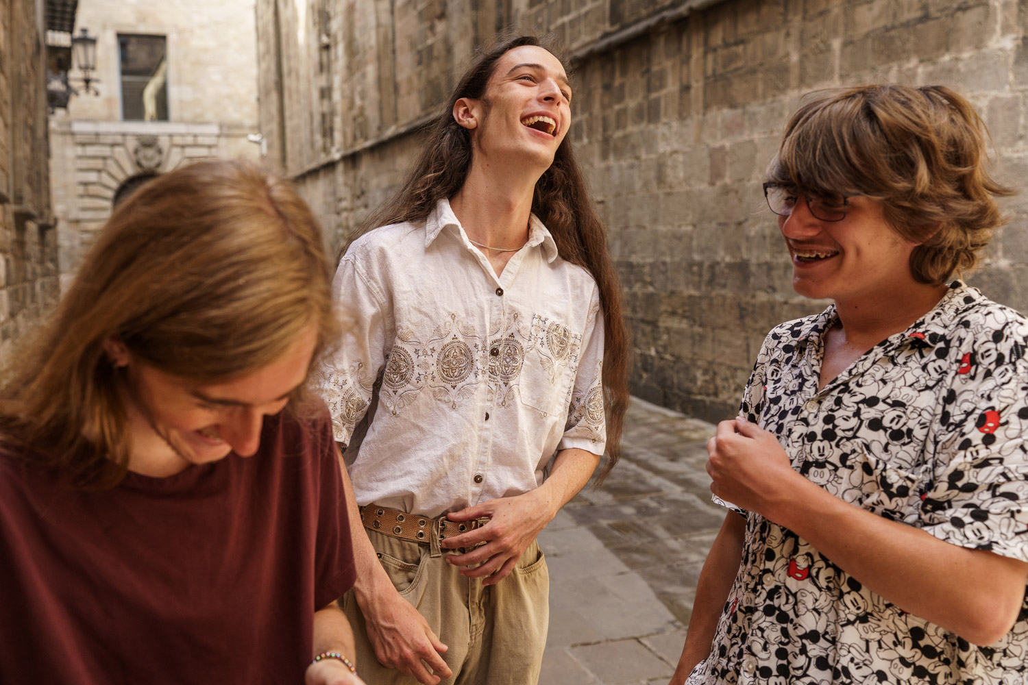Tyson's senior portrait session with friends in Barcelona